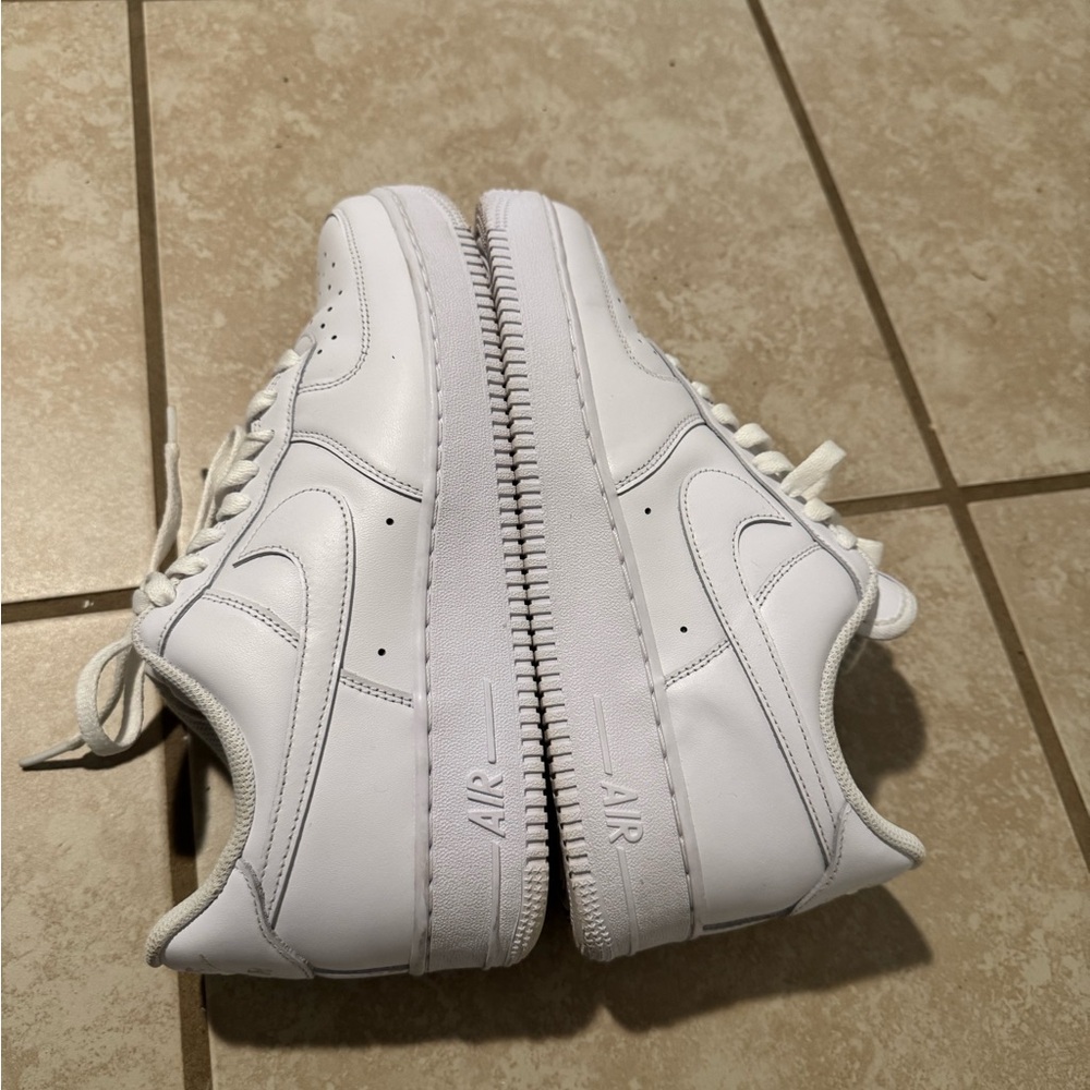 Nike White Knit Low-Top Sneakers